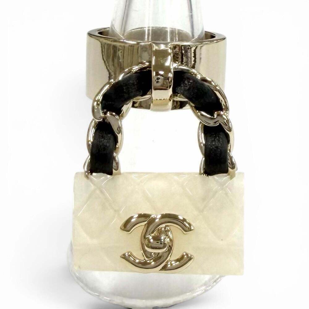 CHANEL Black Ring